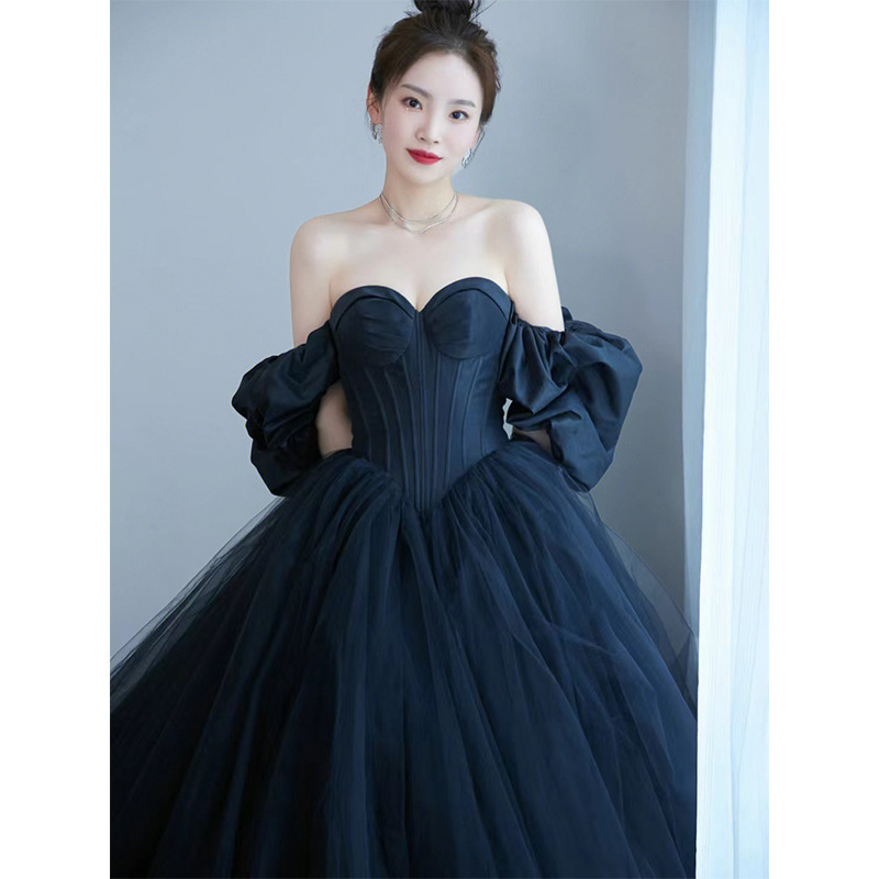 Hebe Style Long Satin Wedding  - Photography Lighting Style recension och pris